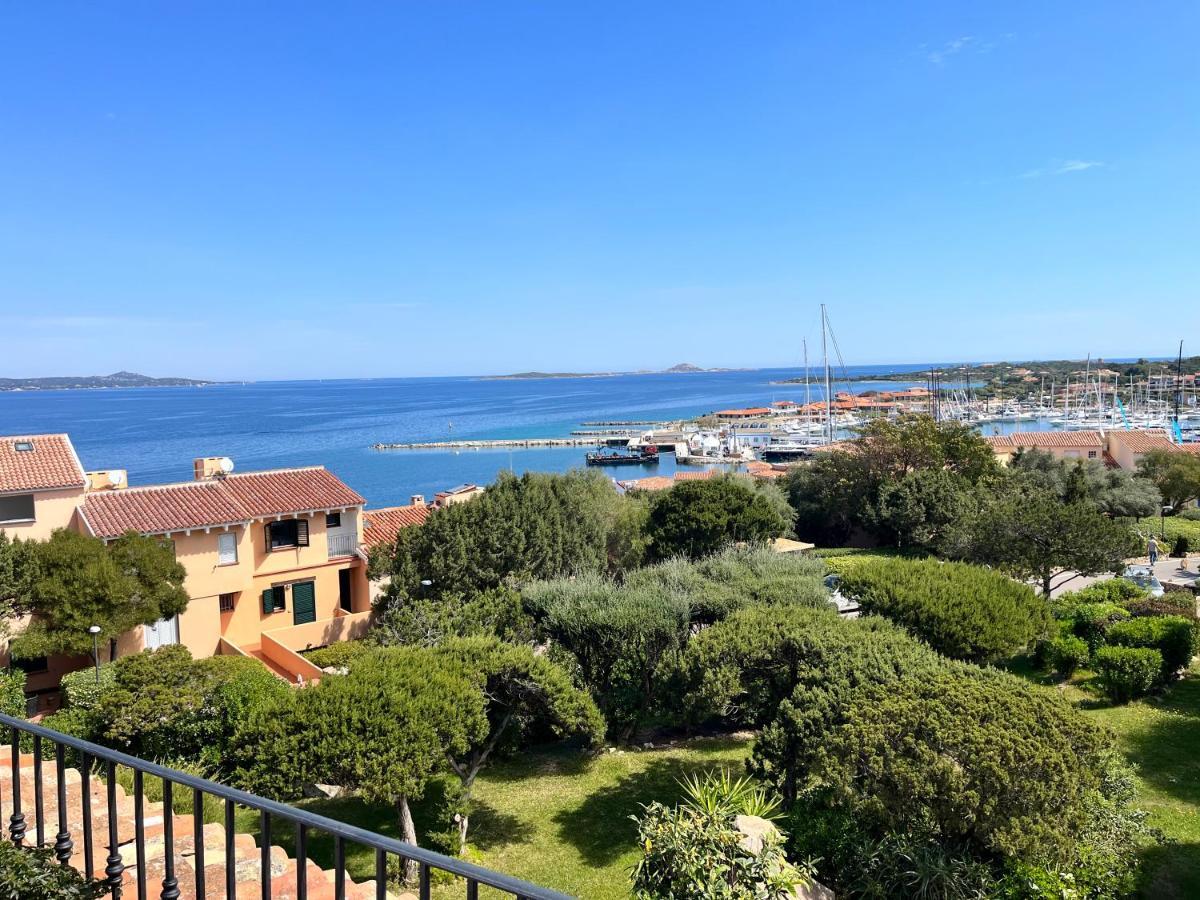 L'attico Del Porto Apartment *